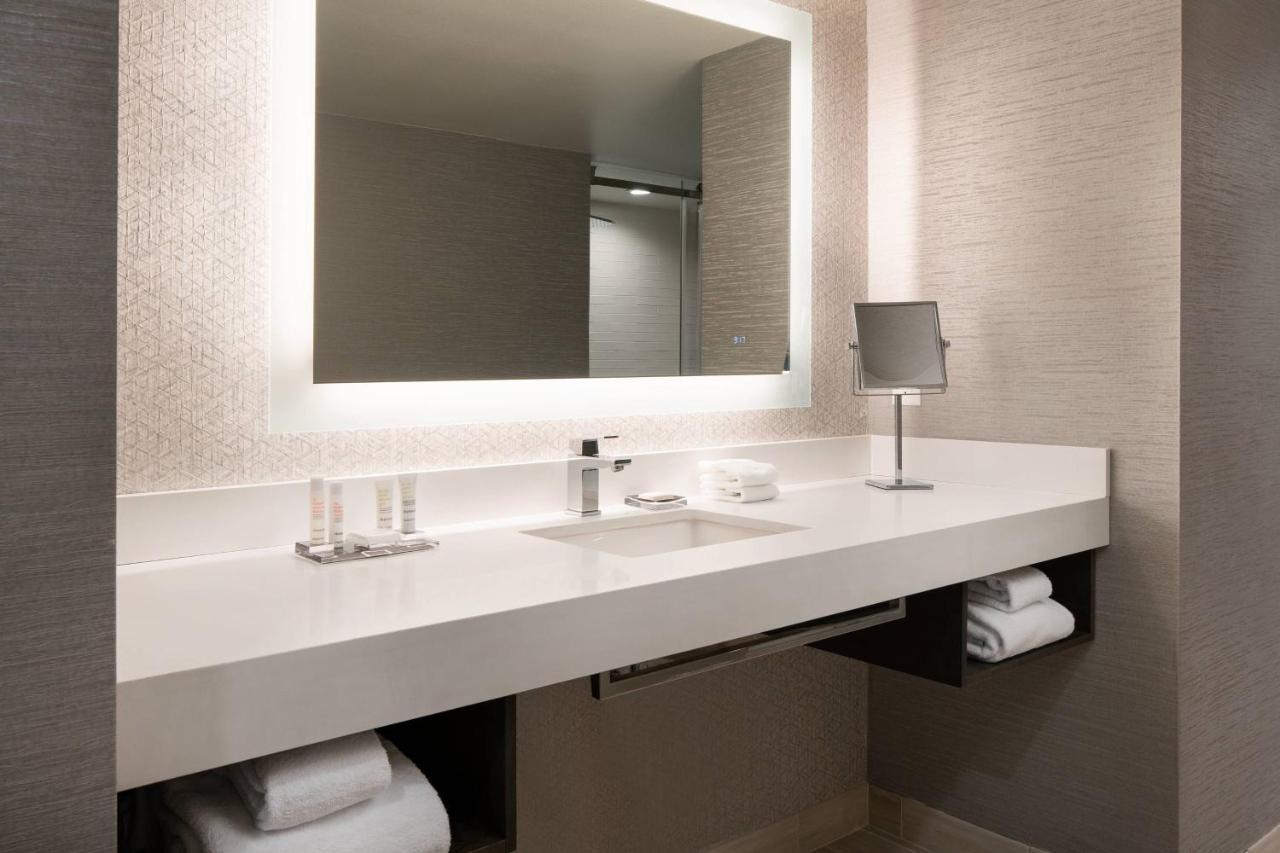 Marriott Riverside At The Convention Center Zewnętrze zdjęcie