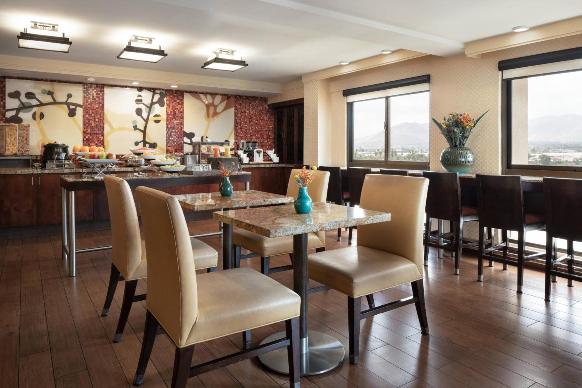 Marriott Riverside At The Convention Center Zewnętrze zdjęcie